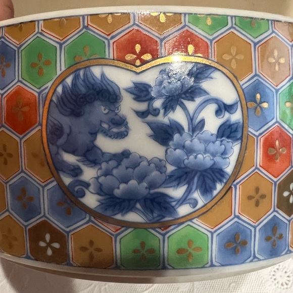 Japanese Ceramic Trinket Box - Picture 2 of 7